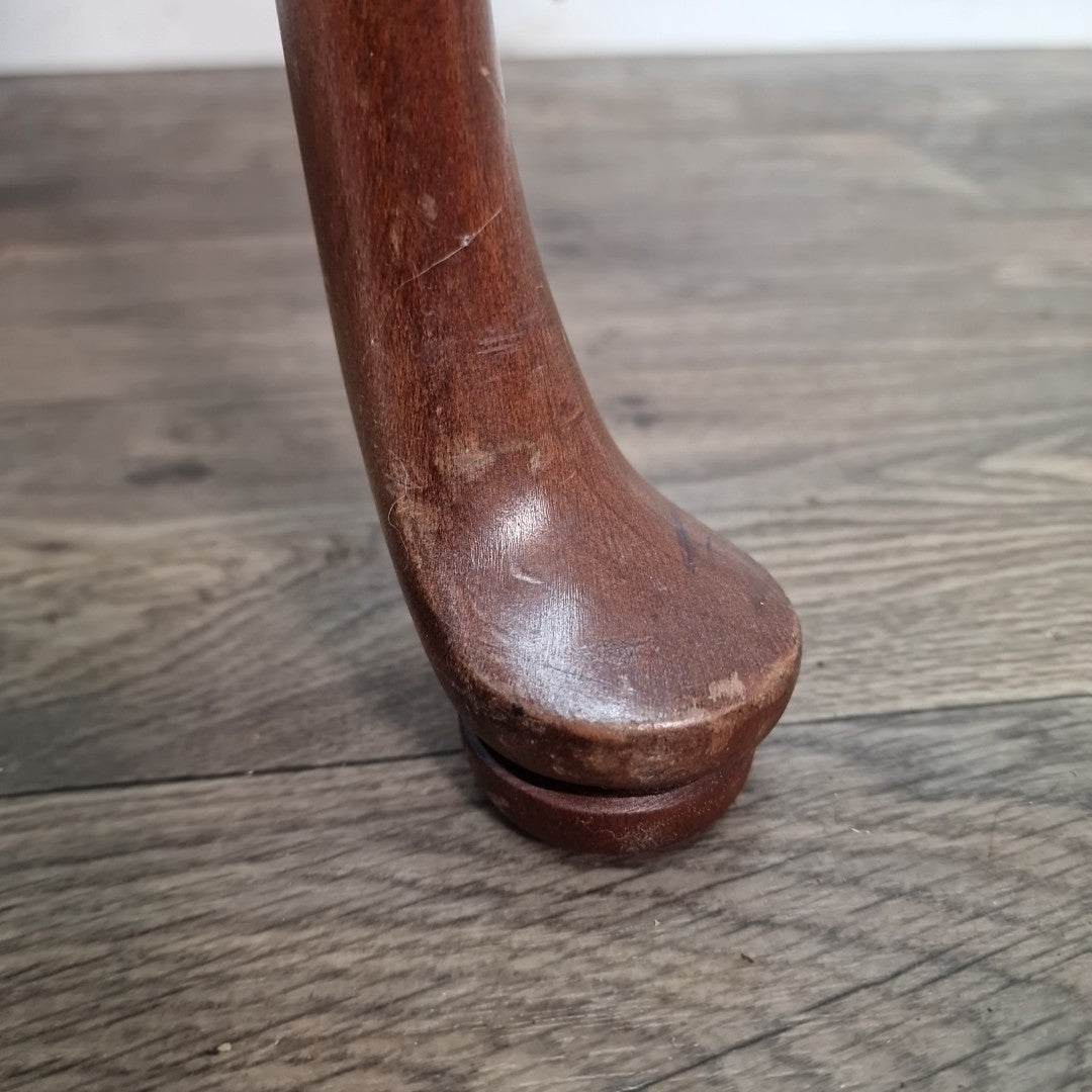 Vintage Antique Queen Anne Style Mahogany Side Table Pull-Out Slide - Cabroile