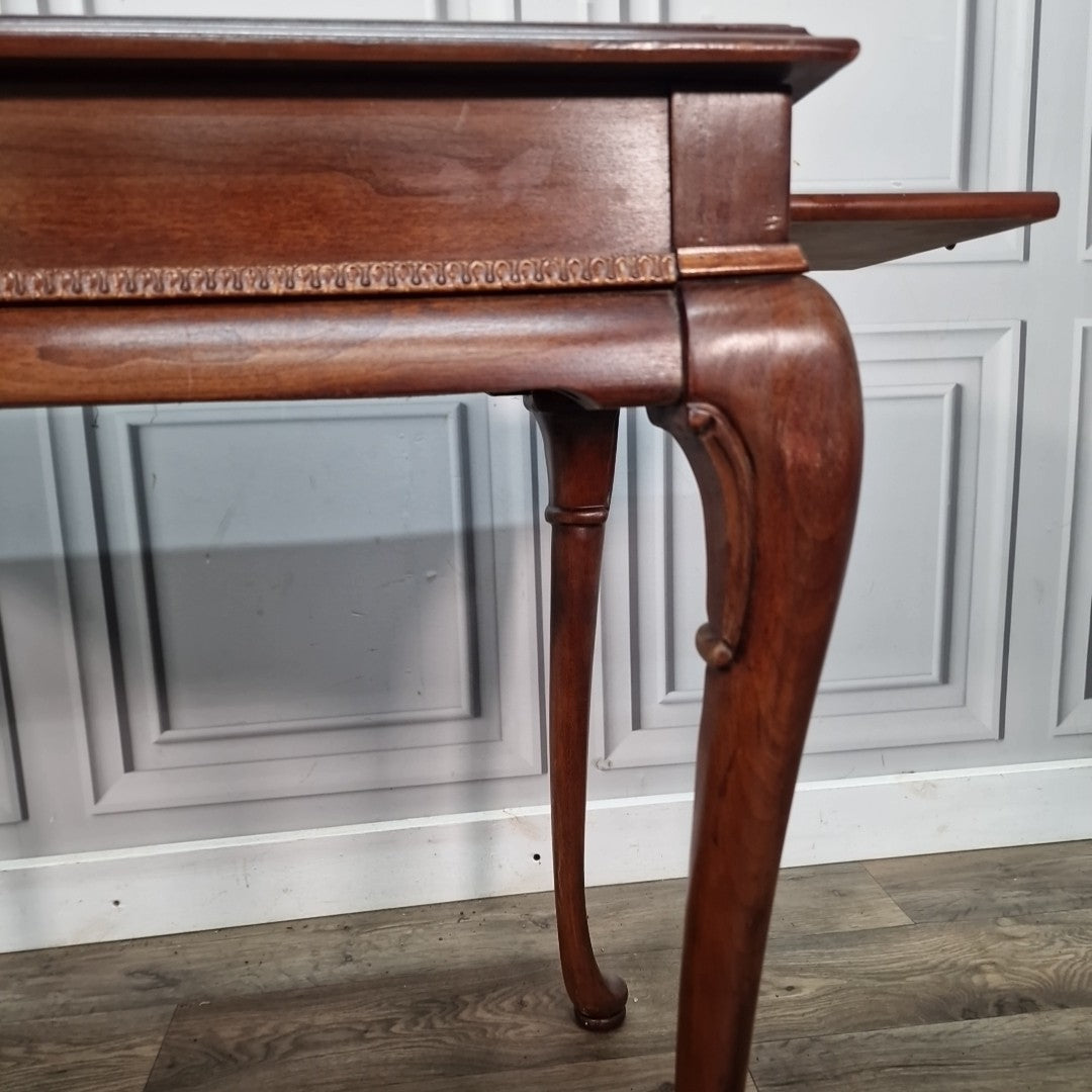 Vintage Antique Queen Anne Style Mahogany Side Table Pull-Out Slide - Cabroile