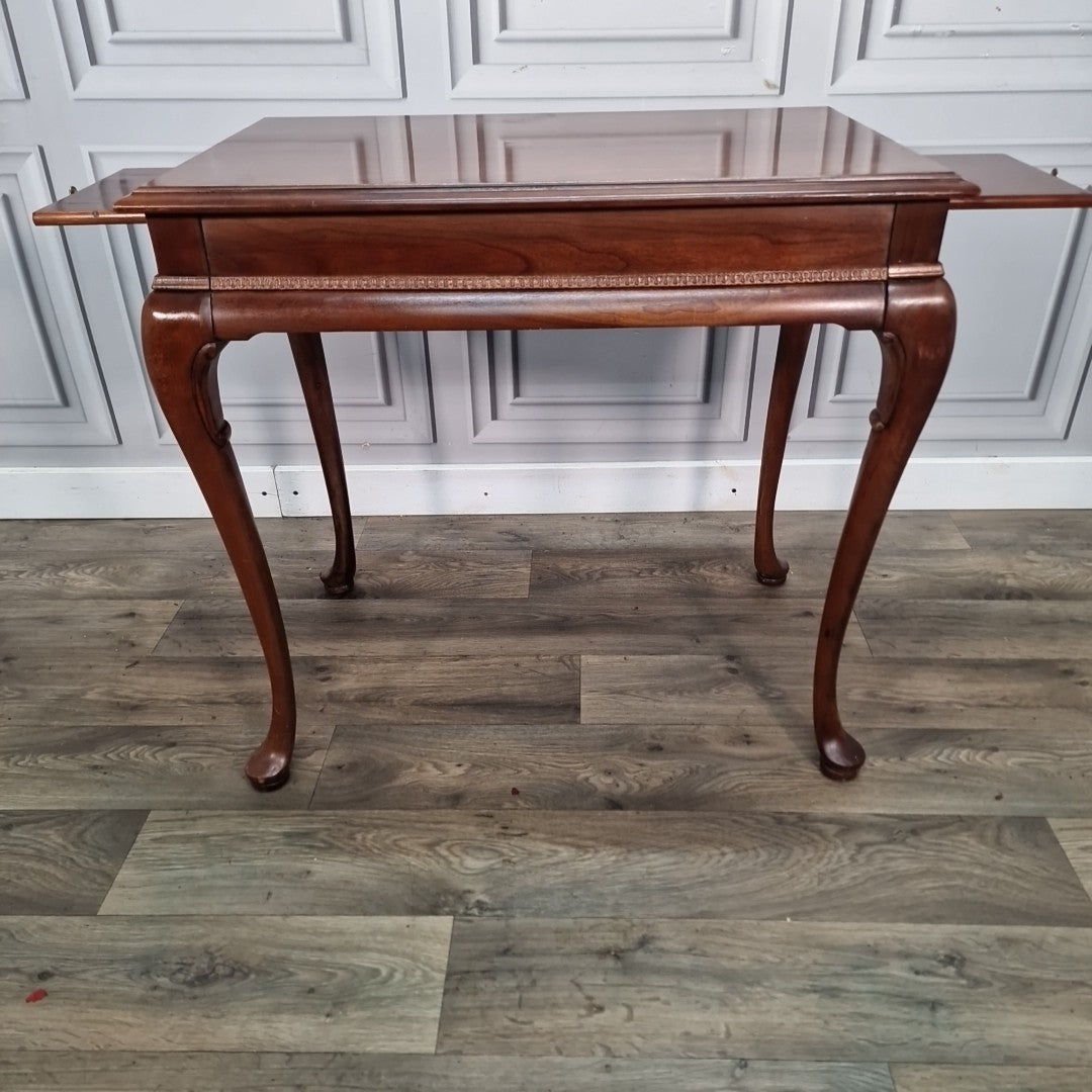 Vintage Antique Queen Anne Style Mahogany Side Table Pull-Out Slide - Cabroile